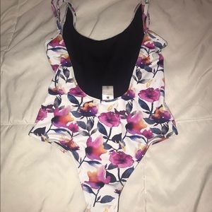 AMA BIKINIS FLORAL ONE PIECE